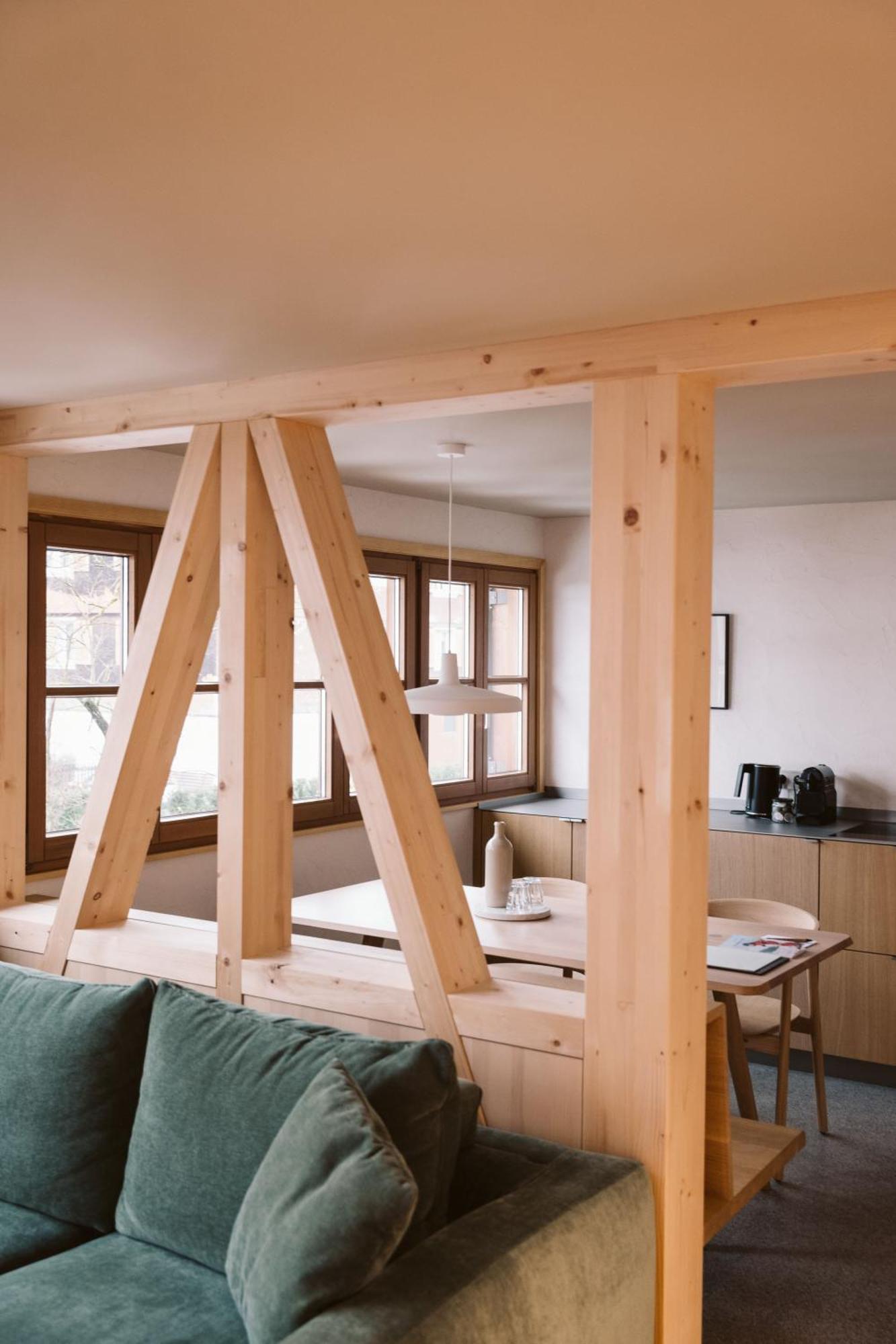 Hirschen - Fine Hotel, Restaurant & Hotel 4*